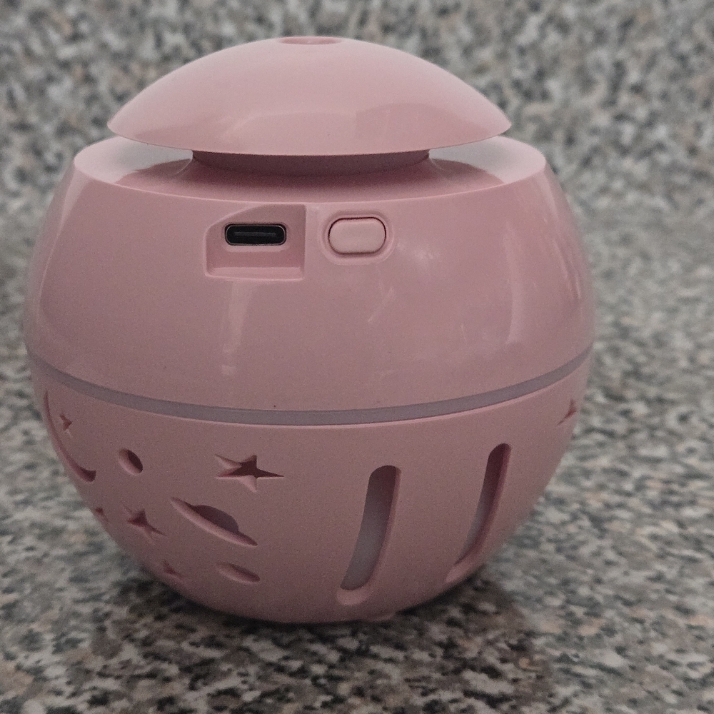 🍒🍒 Small Light Up Pink Sphere Humidifier - Picture 3 of 5